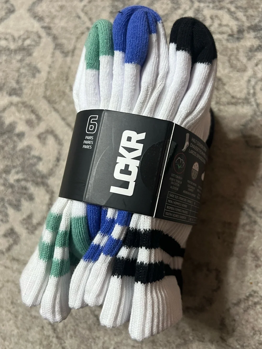 LCKR youth crew socks 6 Pair. 10c- 3y